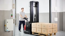 Thumbnail Advantages RFID